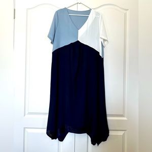 Color block midi length dress with handkerchief hem